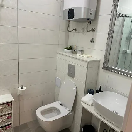 Apartment Old Town 2 *