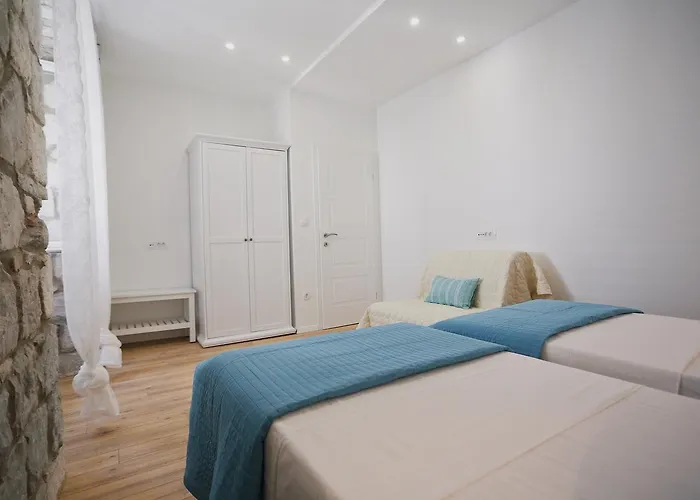 Διαμέρισμα Old Town 2 *