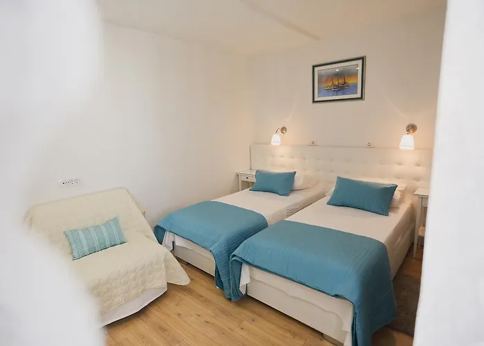 Old Town 2 Σπλιτ